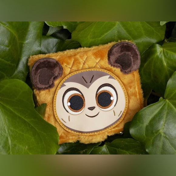 NWT Loungefly Star Wars plush Wicket bi-fold wallet - Picture 2 of 12